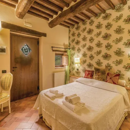Casa vacanze Nine-Bedroom Holiday Home In Citta?Di Castello