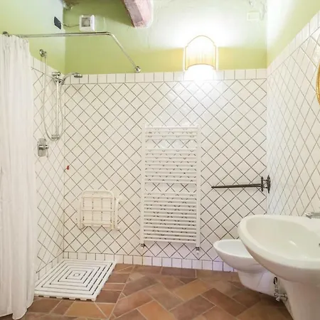 Casa vacanze Nine-Bedroom Holiday Home In Citta?Di Castello
