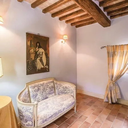 Casa vacanze Nine-Bedroom Holiday Home In Citta?Di Castello Calzolaro